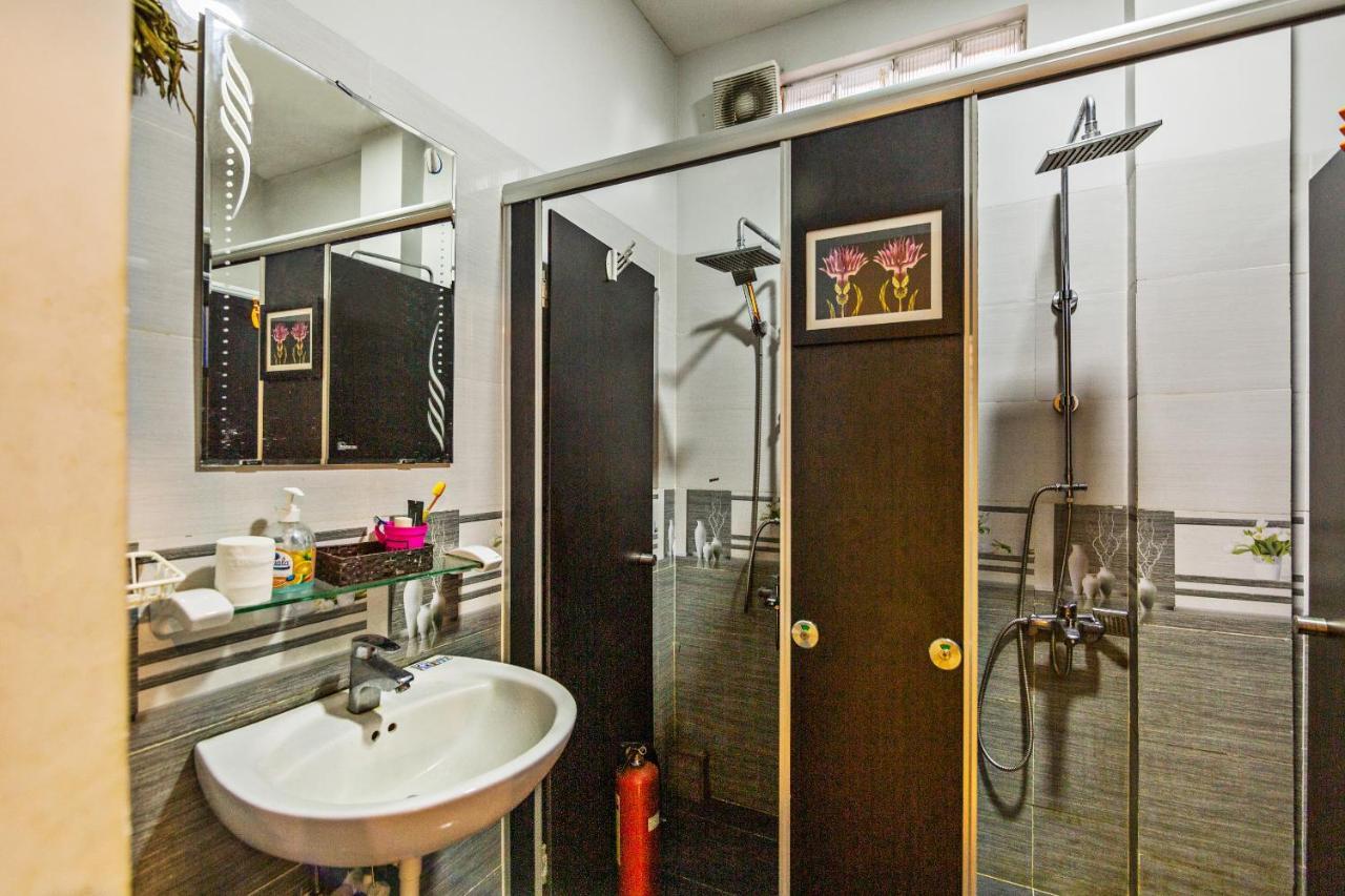 Spot On 711 Otium Hostel Da Nang Exterior photo